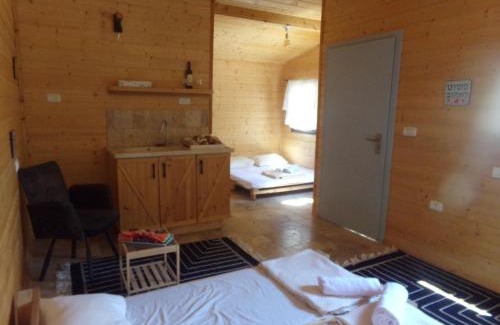 Kefar Hananya Cabin | תפארת עזך