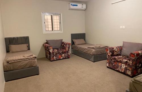 Baljurashi Apartment | الدور الريفي