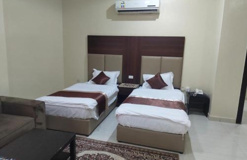 Dammam Apartment | العييري للشقق المخدومة الدمام 4