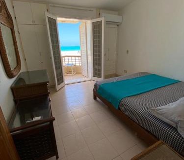 Alexandria - Mediterranean Coast Ski Chalet | اول صف على البحر مارينا الساحل الشمالي0 هـ