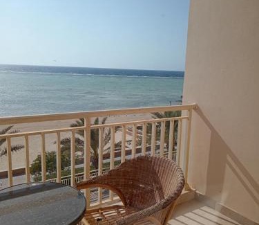 Bay La Sun Apartment | ريفيرا اطلالة بحرية Revera Sea View