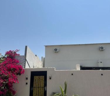 Al Bahah Ski Chalet | شاليهات الجبل