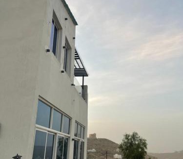Al Bahah Ski Chalet | شاليهات الجبل
