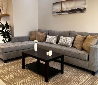 Al Bahah Ski Chalet | شاليهات الجبل