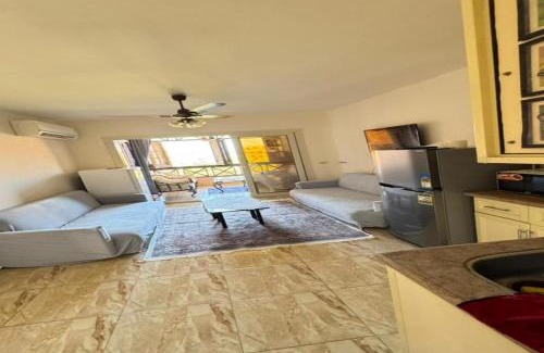 Borg el Arab Ski Chalet | شاليه دور ثاني مميز