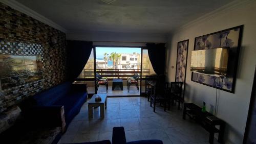 Al-Muntazah Apartment | شاليه غرفتين بالمعمورة الشاطى على البحر صف ثان