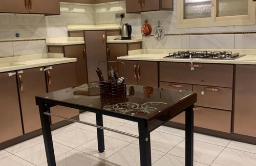 Abha Apartment | شقة الورود