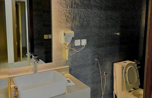 Al Hamra Hotel | شقق الشرفة للشقق المفروشة -AlSHORFA FURNISHED APARTMENT