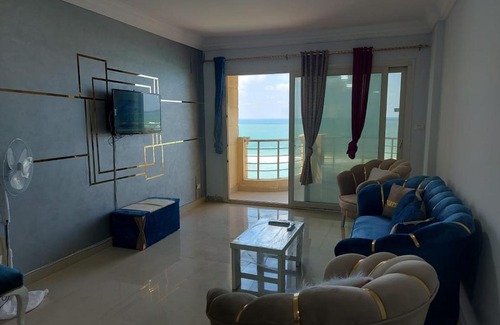 Al-Muntazah Apartment | شقق فندقية علي البحر مباشرة عائلات فقط