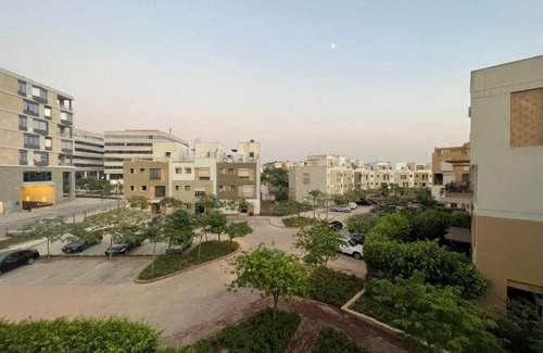 Sheikh Zayed City Villa | شقه دوبلكس في بفيرلي هيلز الشيخ زايد