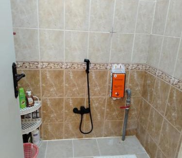 Buraydah Apartment | غرفة ماستر مريحة