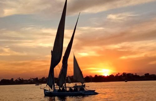 Nile River Luxor Boat Rental | فلوكة نيلية