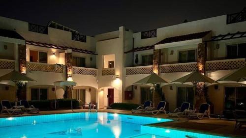 Heliopolis Apartment | فندق النزهه
