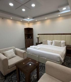 Yanbu Hotel | فندق فيوليت الفندقية Violet Hotel
