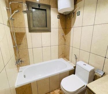 Sarat Abidah Hotel | فندق وريف الشرق