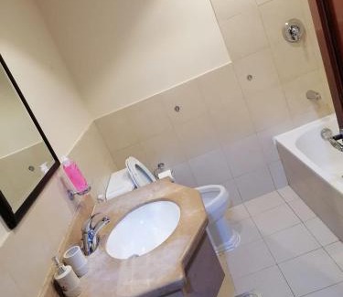 Bay La Sun Apartment | نزل الشاطي 3 عايلات فقط