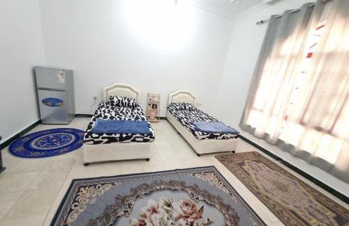 Seeb House | هاستل آذرخش عمان