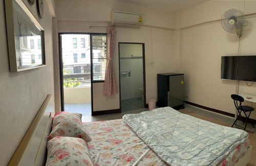 Lat Yao Apartment | ช้างแก้วแมนชั่น