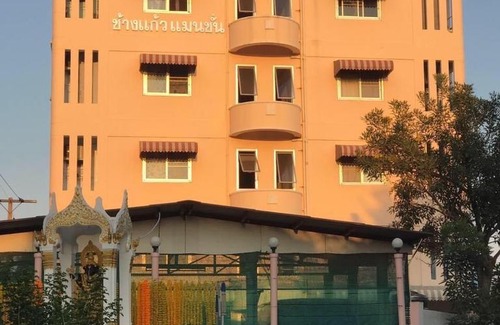 Lat Yao Apartment | ช้างแก้วแมนชั่น