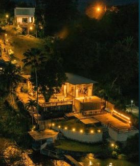 Sangkhla Buri Hotel | ฟอเกตมีนอต สังขละบุรี