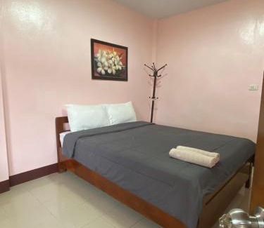 Fang House | โพธิ์ทองริมทุ่ง Pothong Rimtung Hotel