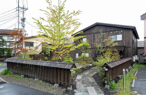 Kusatsu Onsen Hotel | うり房旅館仲通り うら房