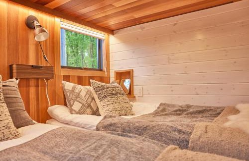 Miyota Villa | サウナ・ジャグジー・完全貸し切りという贅沢 大人の秘密基地 Tiny Cabin TATEGU#02