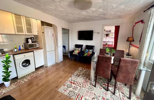 El Besos i el Maresme Apartment | ツ Affordable Comfort in Besòs Mar