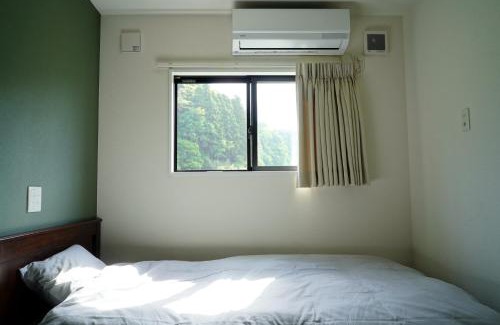 Ichihara Hotel | トレーラーホテル市原鶴舞インター店