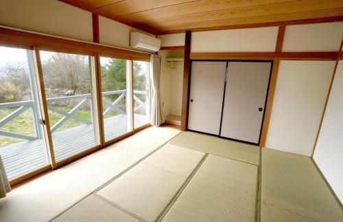 Komoro House | ヒュッテ・ボーデン