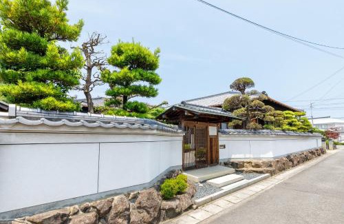 Mitoyo House | 一棟貸切の宿 夕凪 500平方米一日一組日本庭園 四名まで同一料金 最大14名様父母ヶ浜車で10分