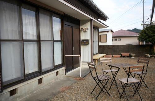 Nachikatsuura House | 一棟貸自炊可-いつでも帰れるみんなの実家 -熊野古道歩きの拠点に-Wi-Fi-駐車場1台無料