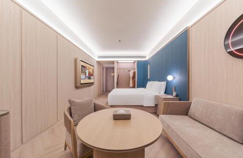 Jinqiao Hotel | 上海金桥桔子水晶酒店