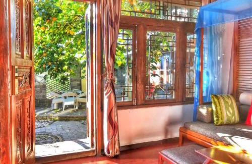 Dayan Old Town Hotel | 丽江慕云堂观景客栈Lijiang Muyuntang View Hotel