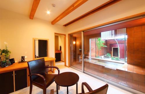 Beppu Hotel | 匠晴の宿 心庵