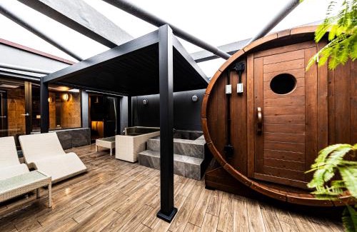 Hakata-ku Hotel | 十二ホテル -福岡空港-
