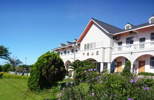 Fengbin Bed & Breakfast | 千禧山莊民宿