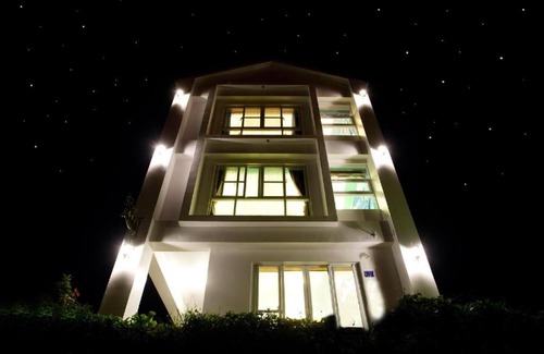 South Beach House | 南灣墾丁易水鴻閣Villa