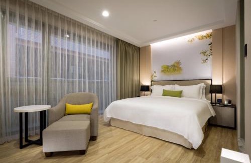 West Central District Hotel | 台南星鑽國際商旅 Hua Hotel