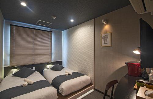 Minato Hotel | 大阪港浮絵ホテル