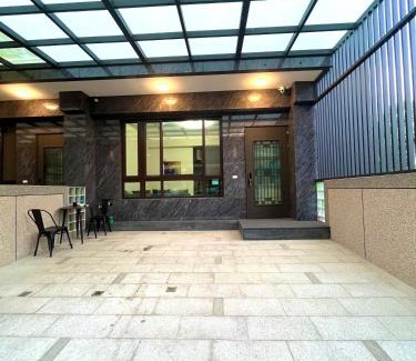Zhushan House | 山禾里民宿-有電梯好停車