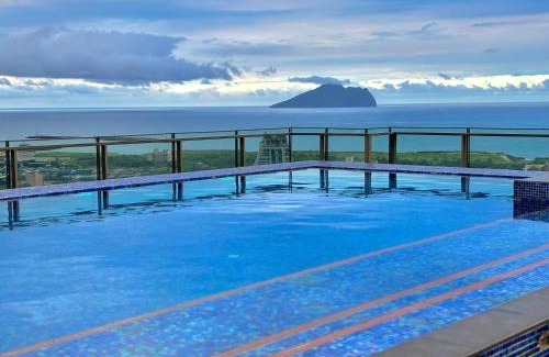 Toucheng Apartment | 島岸之間 海景無邊際泳池 Island & Shore Sea View & Infinity pool