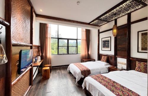 Wulingyuan House | 张家界畔山驿栈