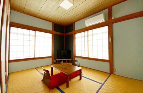 Hedamura House | 御浜岬の至福を一身に味わう 一軒家貸切宿で贅沢なバーベキューを楽しみながら夕陽に染まる戸田湾の美しさを満喫