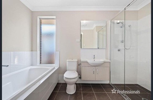 Marsden Park House | 整套别墅出租 holiday house for rent