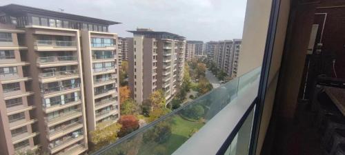 Jincheng Apartment | 昆明古滇名城索而民宿