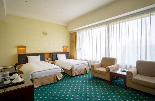 Dongshan District Resort | 柳營尖山埤 Liuying Jianshanpi Resort