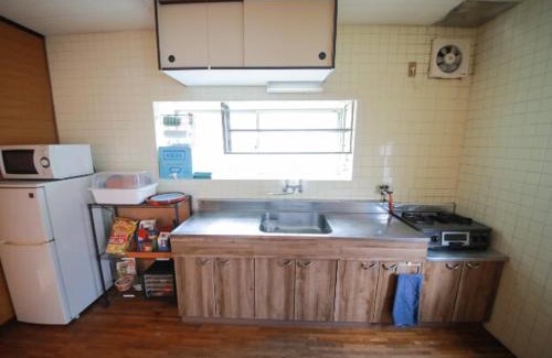 Furusato Cho Apartment | 桜島の廃校を使った和室ゲストハウスulalaふるさと