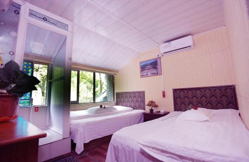 Shiyan House | 武当山仙山旅馆景区内店