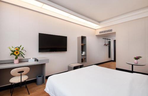 Jinqiao Hotel | 汉庭上海金桥杨高中路酒店